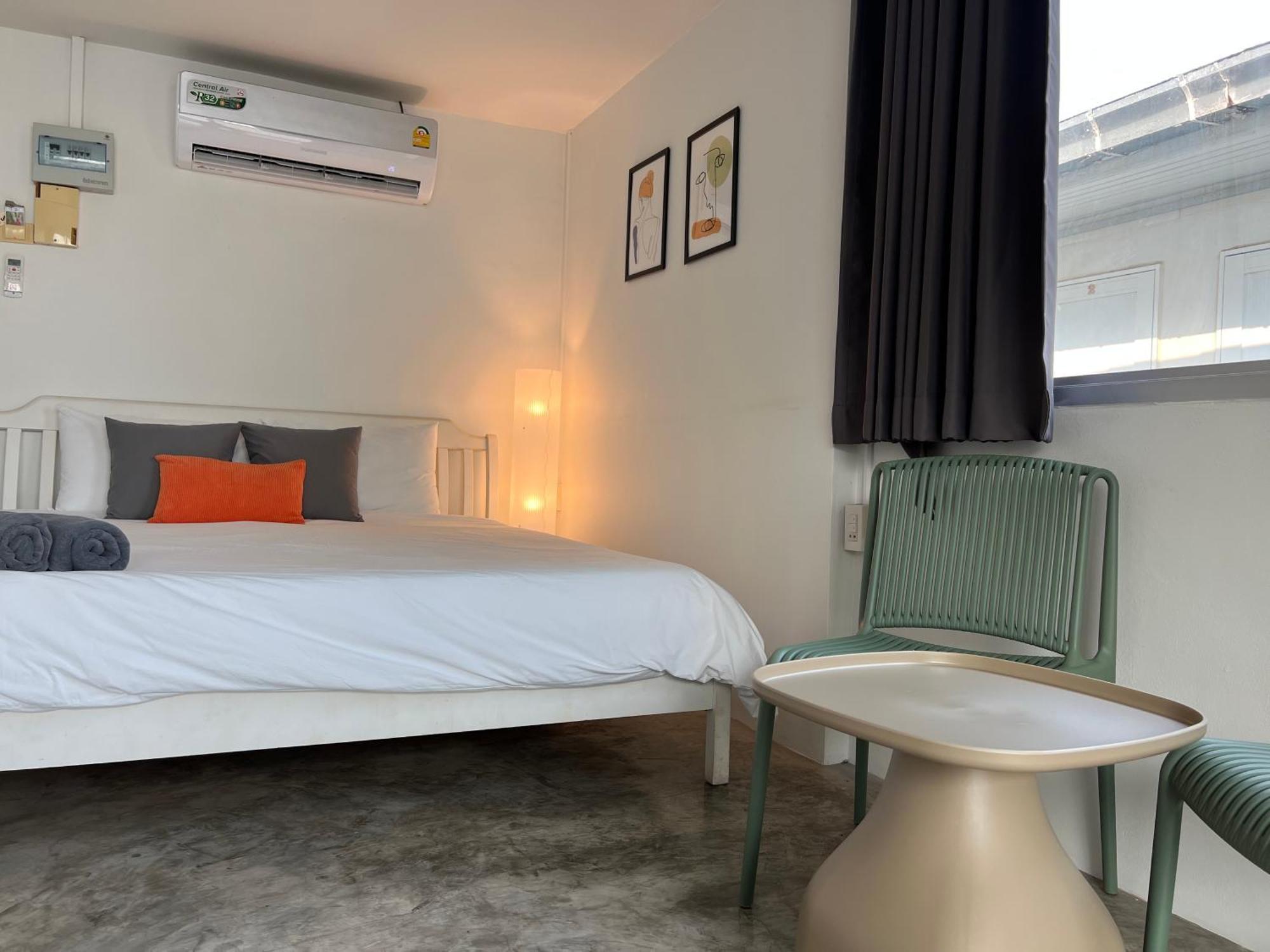 Apartmán Sawaddeethaweesuk At Kohlarn Pokoj fotografie