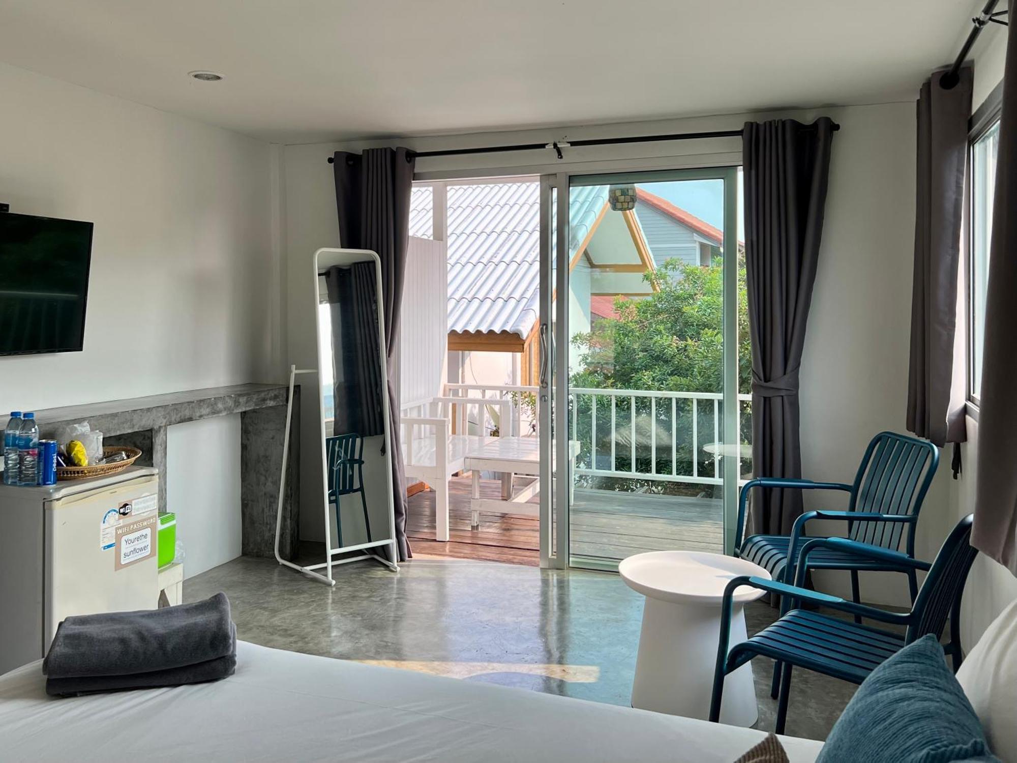 Apartmán Sawaddeethaweesuk At Kohlarn Pokoj fotografie