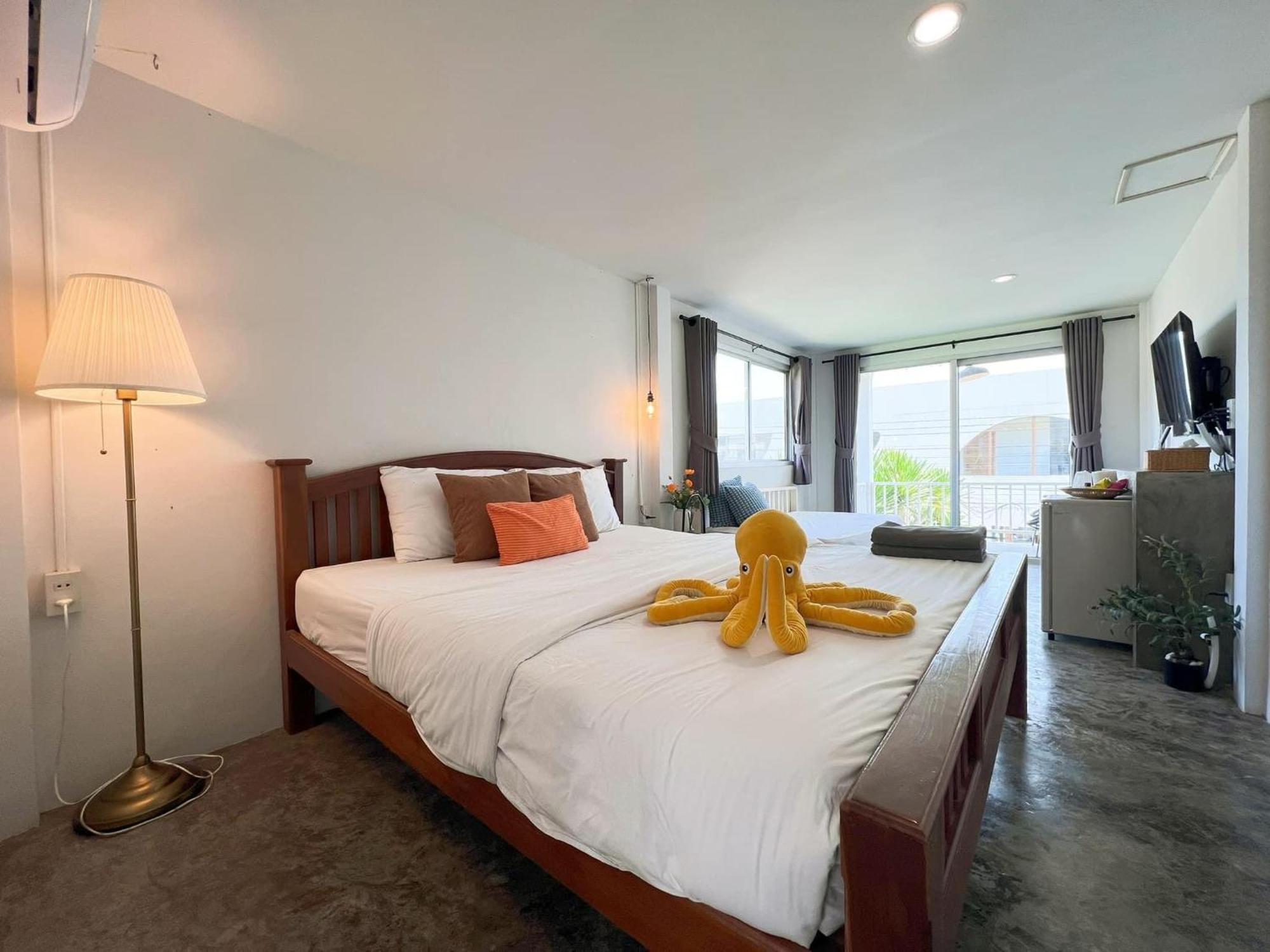 Apartmán Sawaddeethaweesuk At Kohlarn Pokoj fotografie