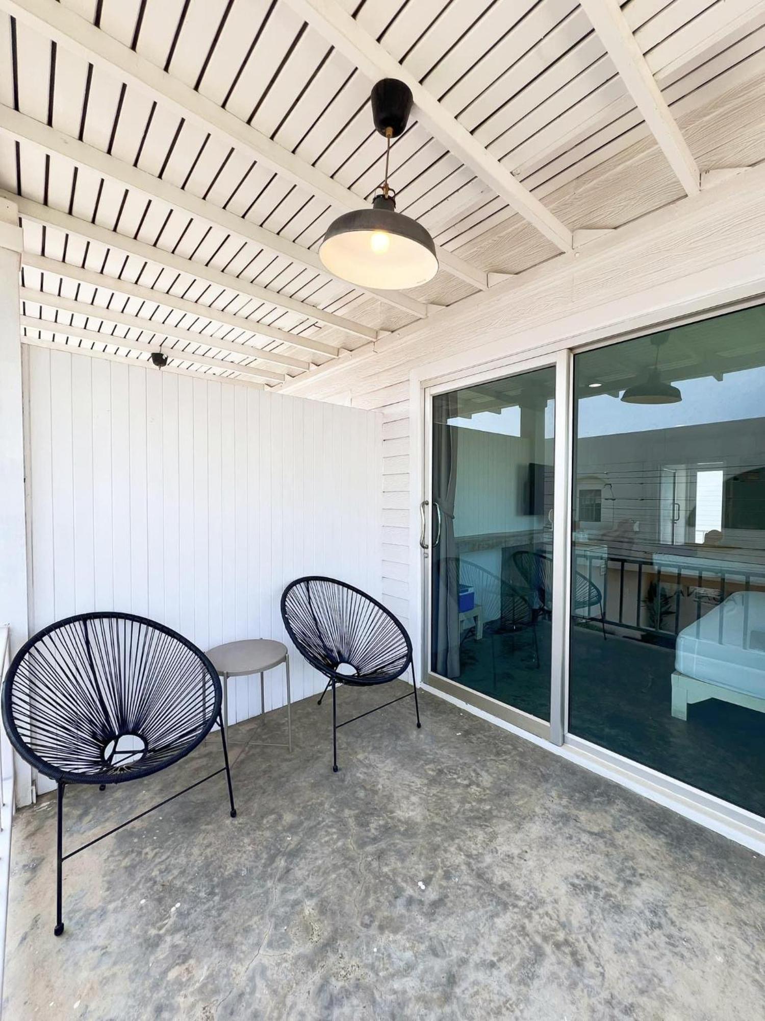 Apartmán Sawaddeethaweesuk At Kohlarn Pokoj fotografie