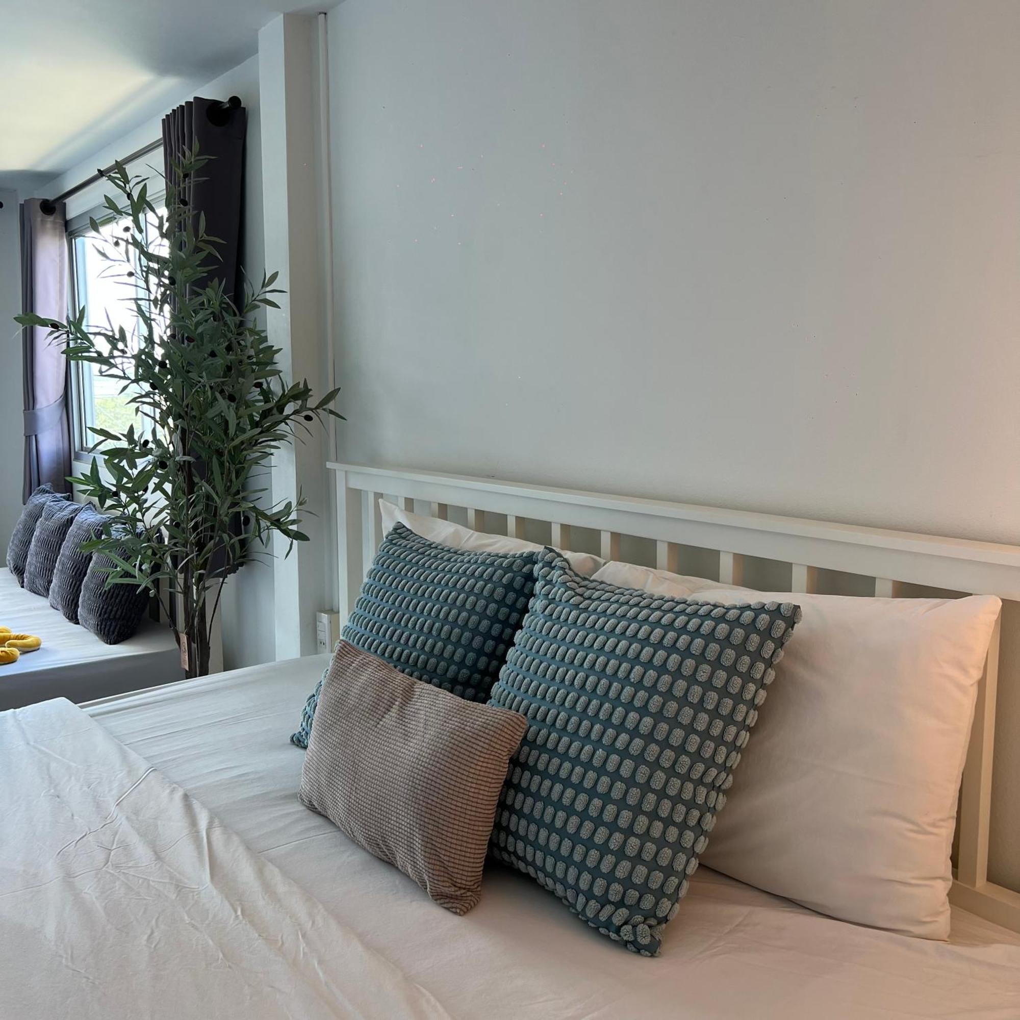 Apartmán Sawaddeethaweesuk At Kohlarn Pokoj fotografie